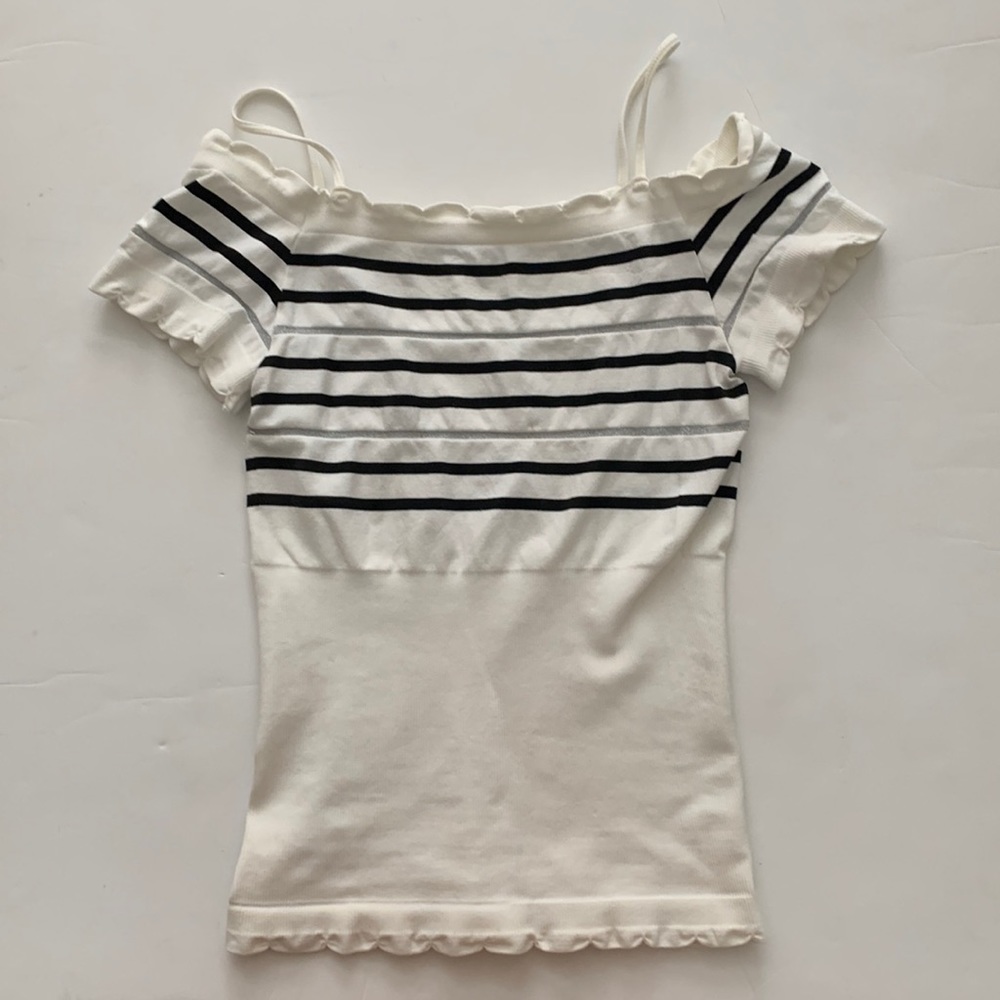 knitro cold shoulder top